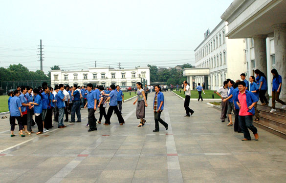 ��ʱ������ҳ��¼����Ӧ����Ӧ����������֪ʶ��ѵ