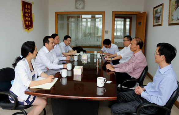 2015��6��4�����������й����г��ݷ����г�����һ������ʱ������ҳ��¼���µ���