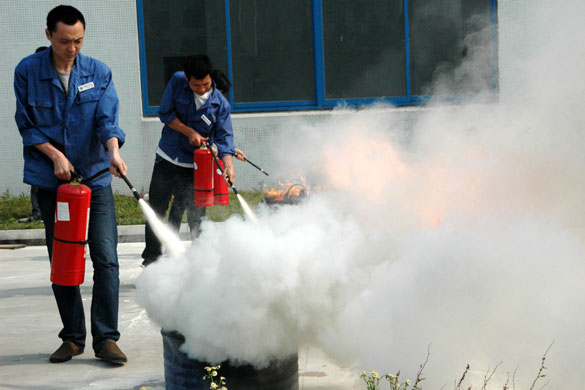 ��ʱ������ҳ��¼��������֪ʶ��ѵ��ģ������