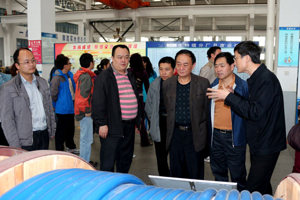 4��25�գ����������������з���ί��һ��30��������ʱ������ҳ��¼��������