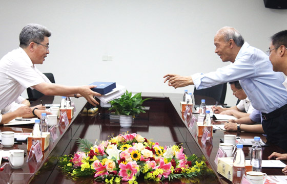 ������ί��ί�������г���һ��һ������ʱ������ҳ��¼���µ���