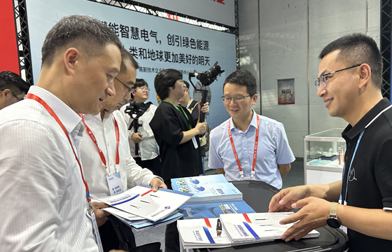 1687336338972939FEXe.jpg 展台1.jpg